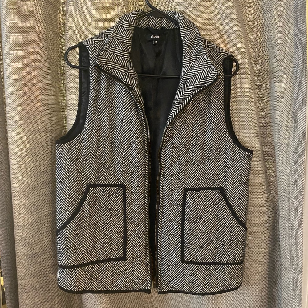 Wishlist - Black & White Vest - Size M
